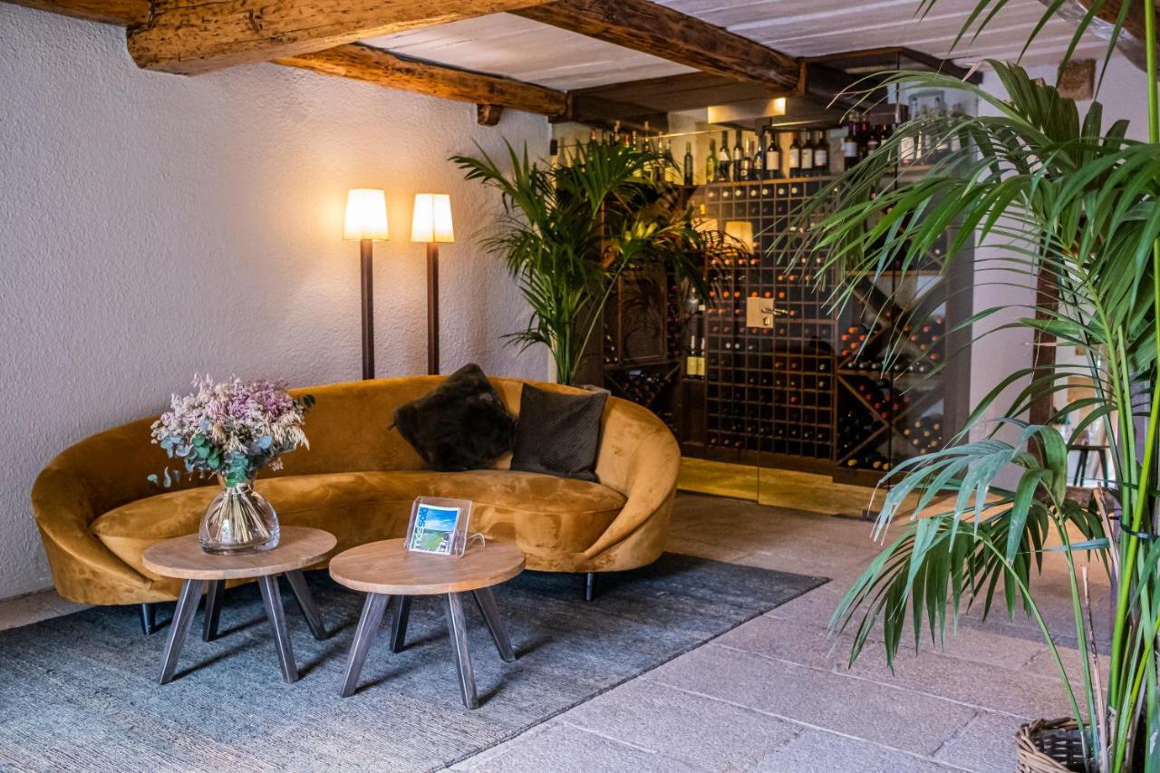 Hotel Mas Sola ซานตาโกโลมา เด ฟาร์แนร์ส ภายนอก รูปภาพ