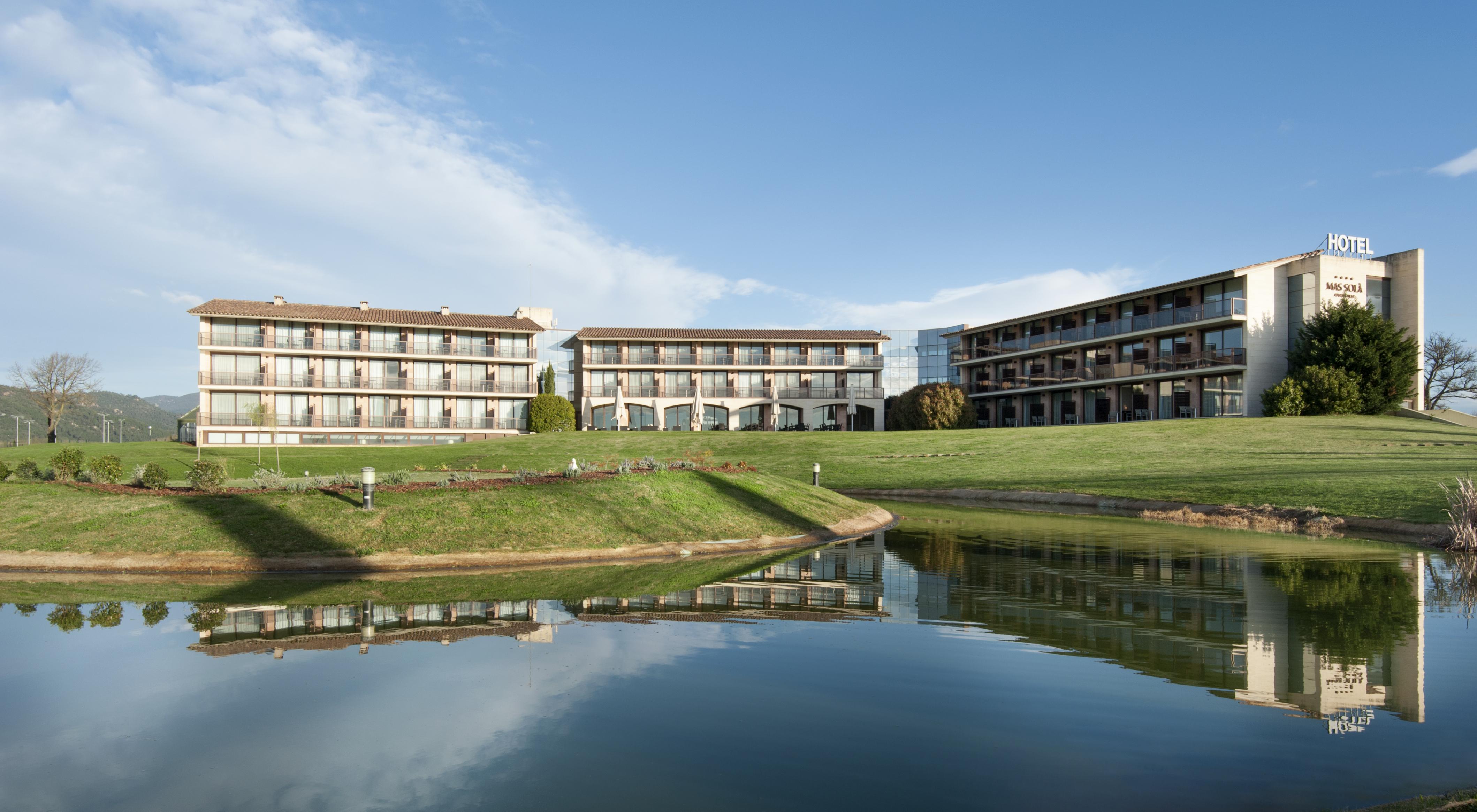 Hotel Mas Sola ซานตาโกโลมา เด ฟาร์แนร์ส ภายนอก รูปภาพ